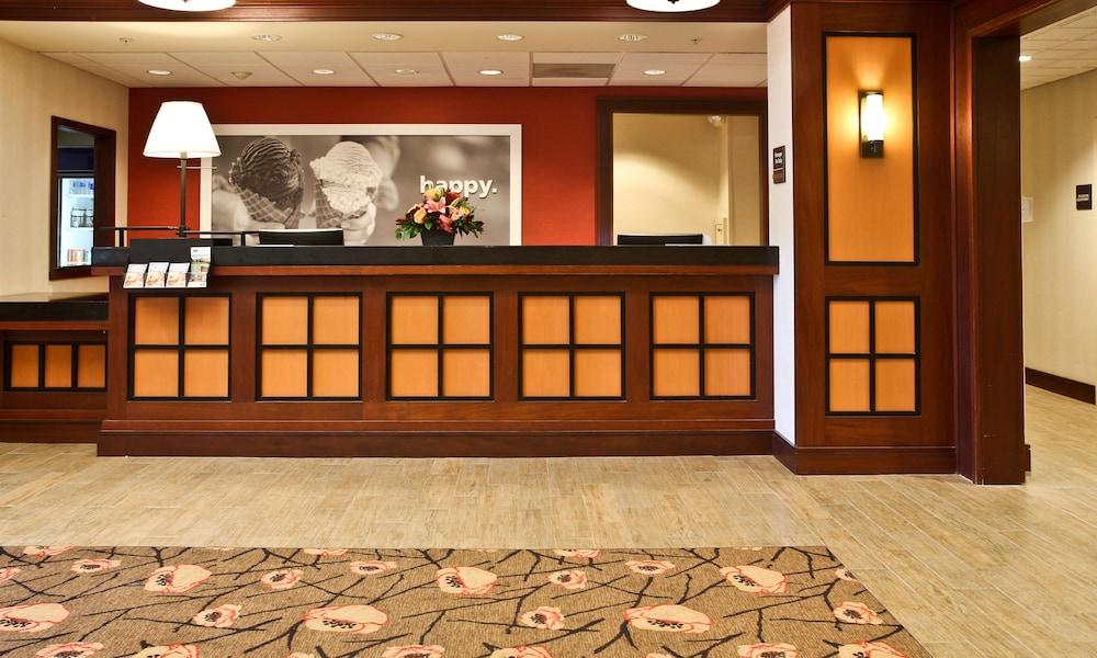 Hampton Inn Mchenry Eksteriør bilde