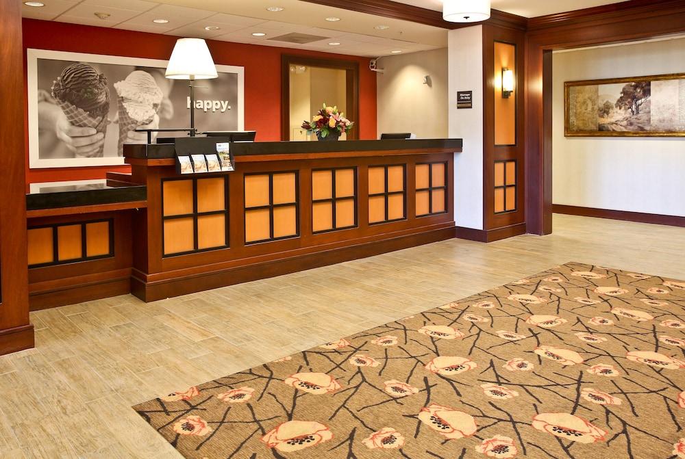 Hampton Inn Mchenry Eksteriør bilde
